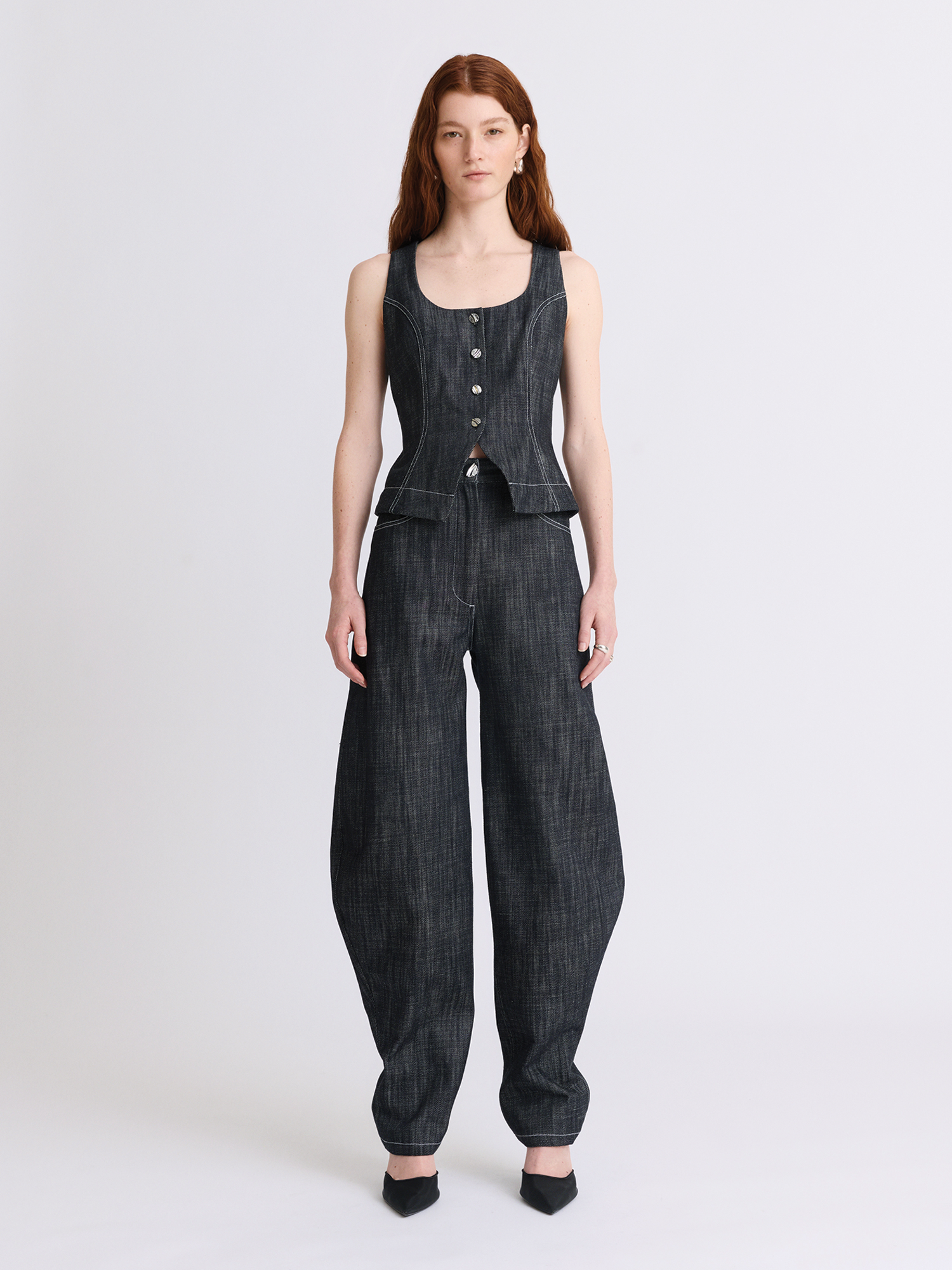 High-Waist Barrel Black Denim Jeans
