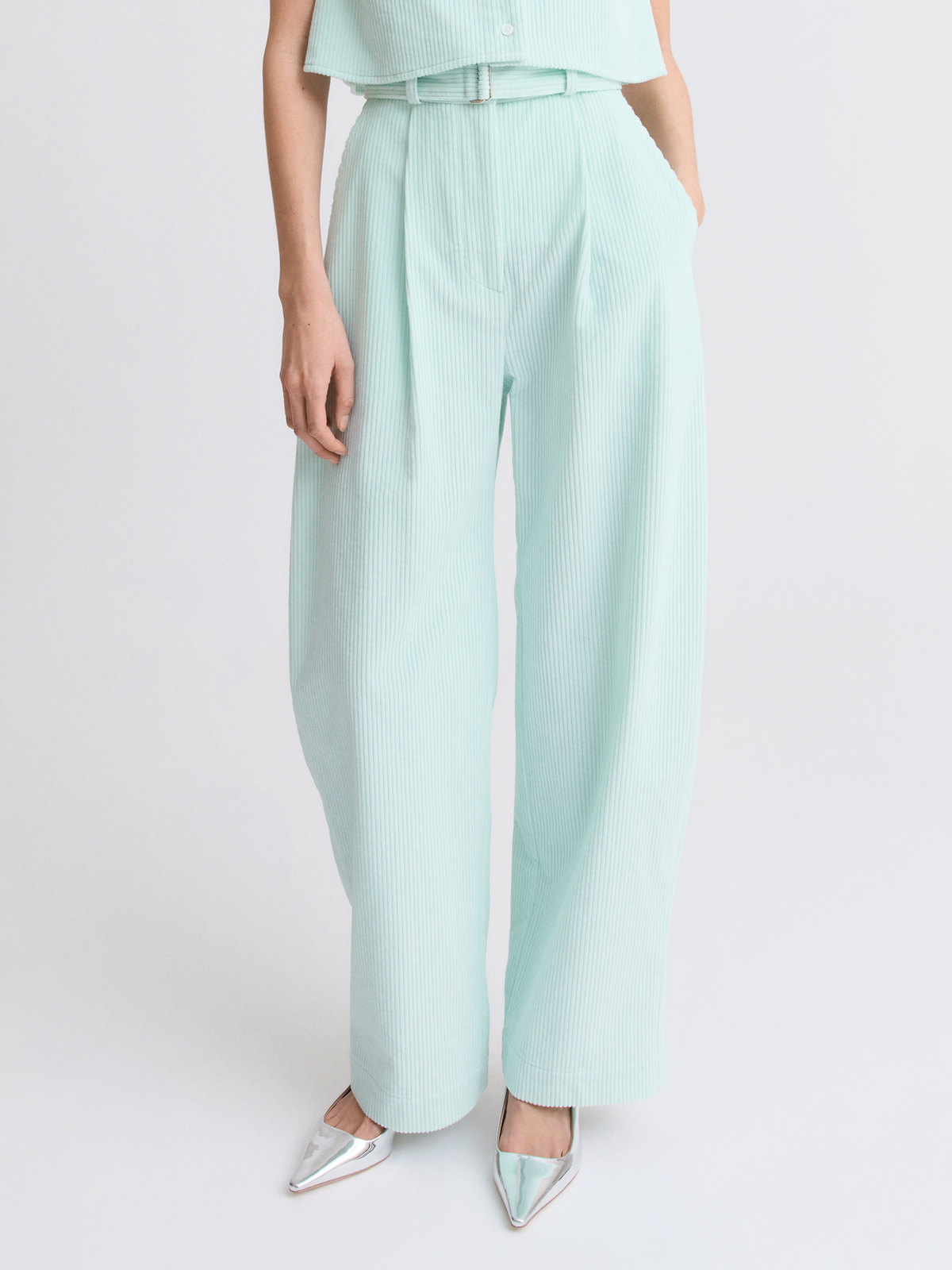 Pleated Barrel Aqua Corduroy Trouser